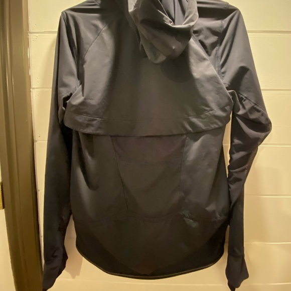 Lululemon Jacket - Picture 2 of 3